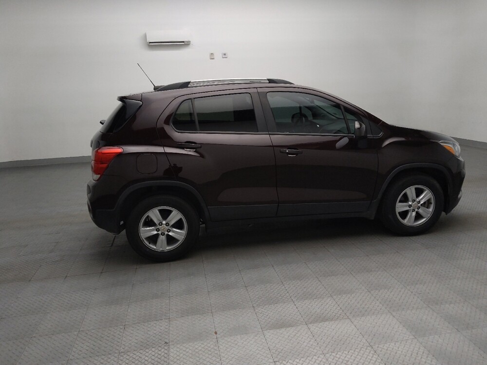 2021 Chevrolet Trax in Lewisville, TX 75067 - 18143638 10