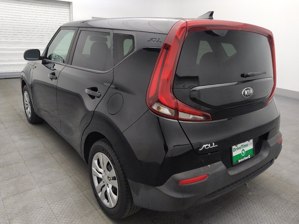 2020 Kia Soul in Orlando, FL 32808 - 18143640 5