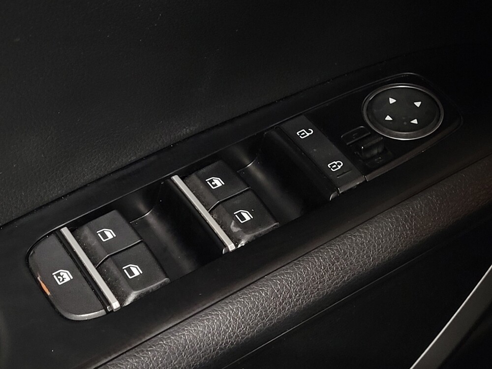 2020 Kia Soul in Orlando, FL 32808 - 18143640 27