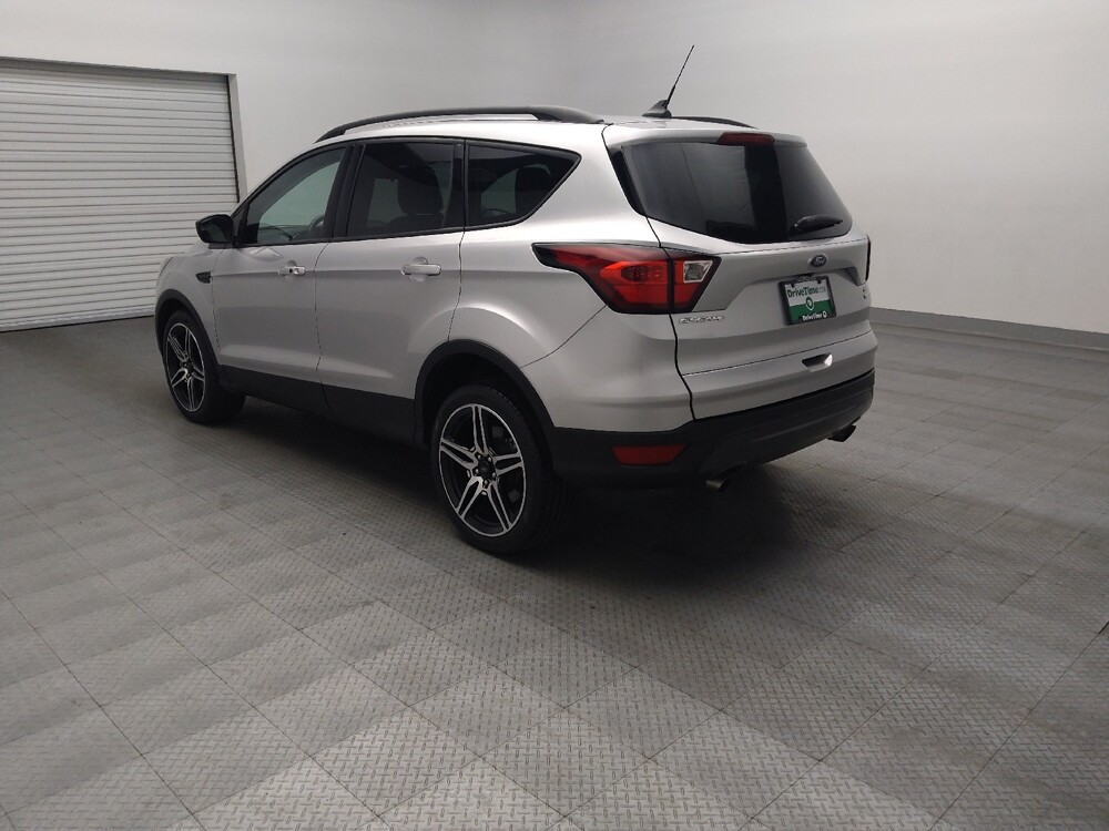 2019 Ford Escape in Tulsa, OK 74145 - 18143647 5