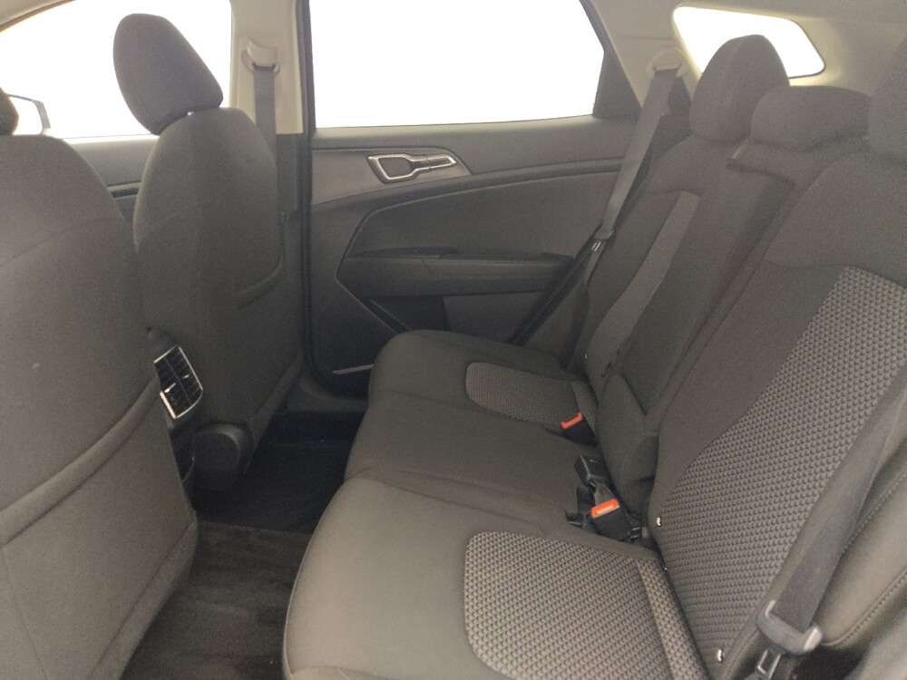 2024 Kia Sportage in Orlando, FL 32808 - 18143654 18