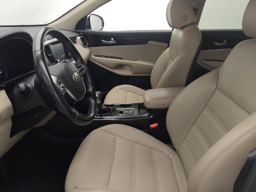 2019 Kia Sorento in Orlando, FL 32808 - 18143657 17