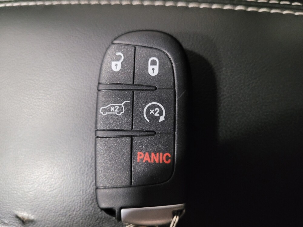 2016 Jeep Grand Cherokee in New Castle, DE 19720 - 18143659 32