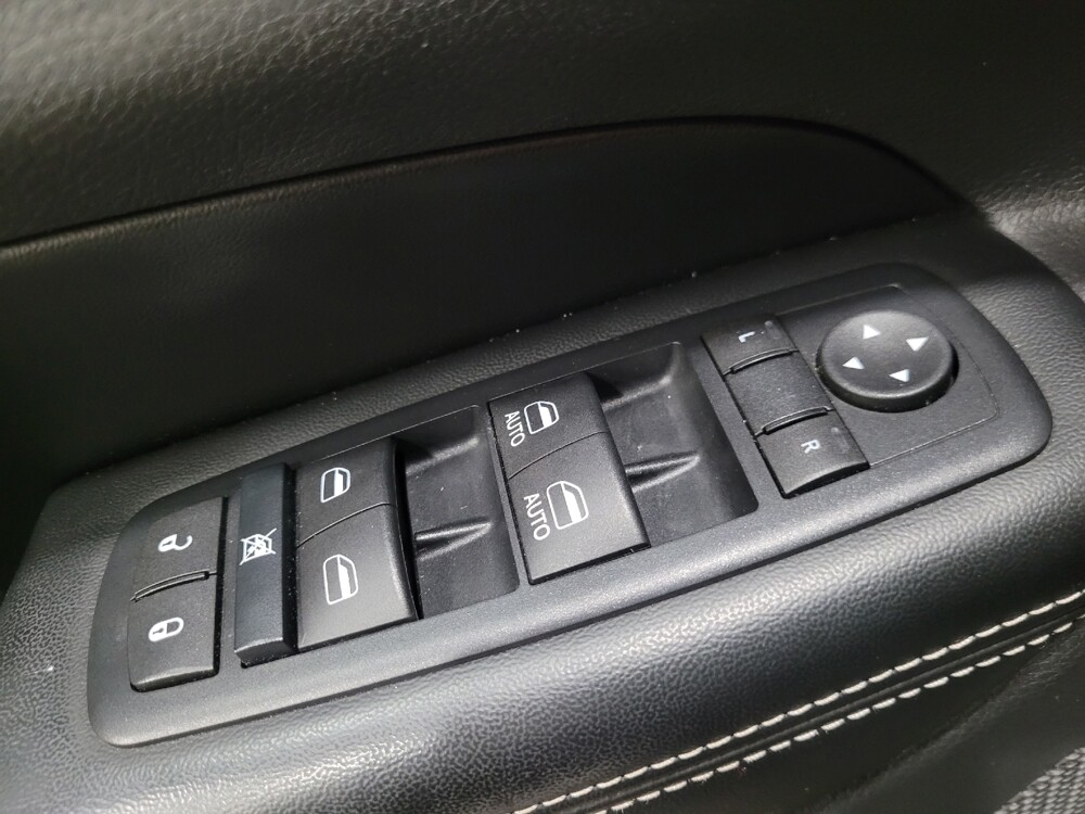 2016 Jeep Grand Cherokee in New Castle, DE 19720 - 18143659 27