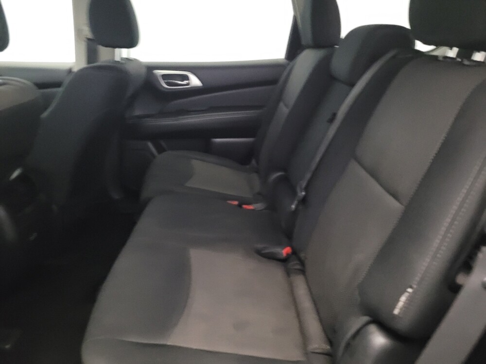 2019 Nissan Pathfinder in New Castle, DE 19720 - 18143660 18