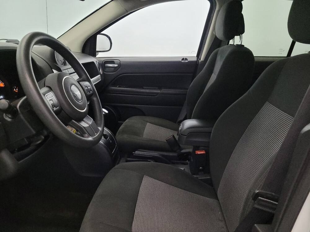 2017 Jeep Compass in Pittsburgh, PA 15236 - 18143674 17