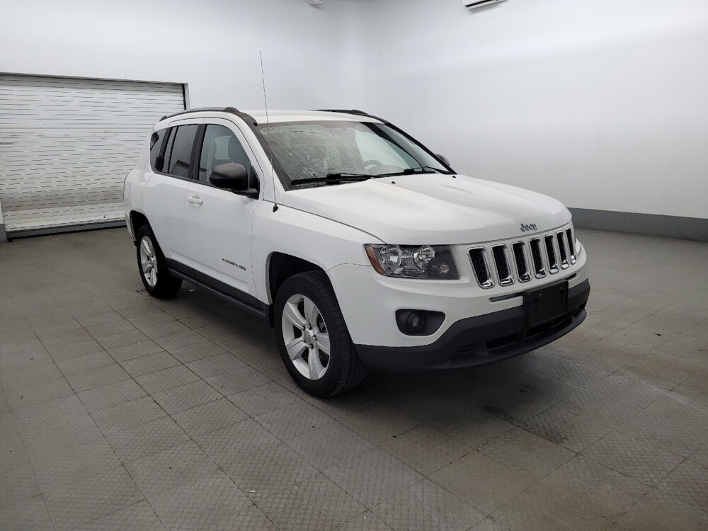 2017 Jeep Compass in Pittsburgh, PA 15236 - 18143674 13