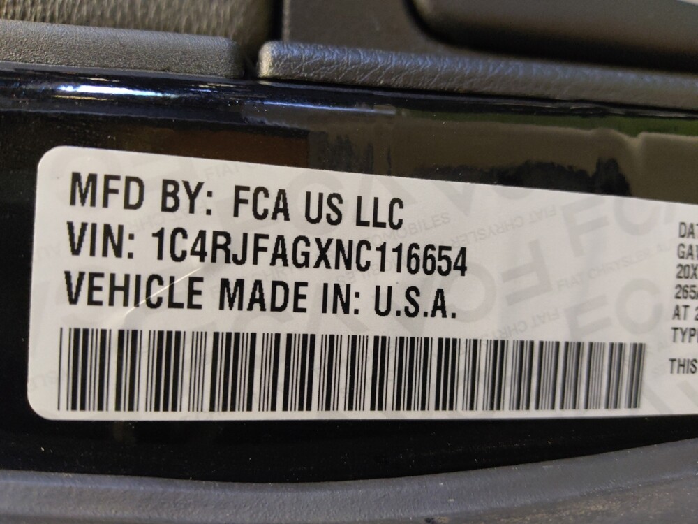 2022 Jeep Grand Cherokee in Phoenix, AZ 85015 - 18143687 33
