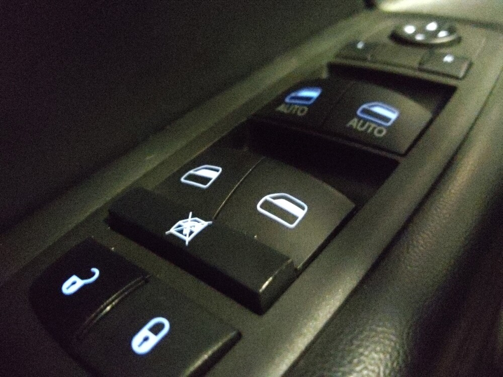2022 Jeep Grand Cherokee in Phoenix, AZ 85015 - 18143687 27