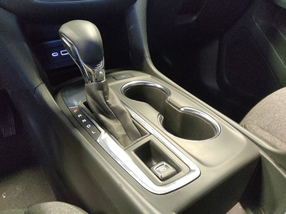 2022 Chevrolet Equinox in Glendale, AZ 85301 - 18143693 26