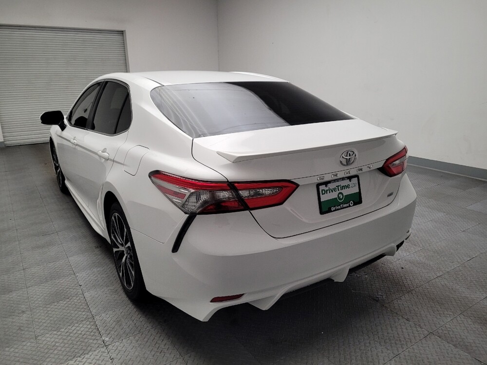 2018 Toyota Camry in Riverside, CA 92504 - 18143695 6