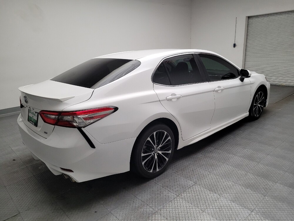 2018 Toyota Camry in Riverside, CA 92504 - 18143695 9