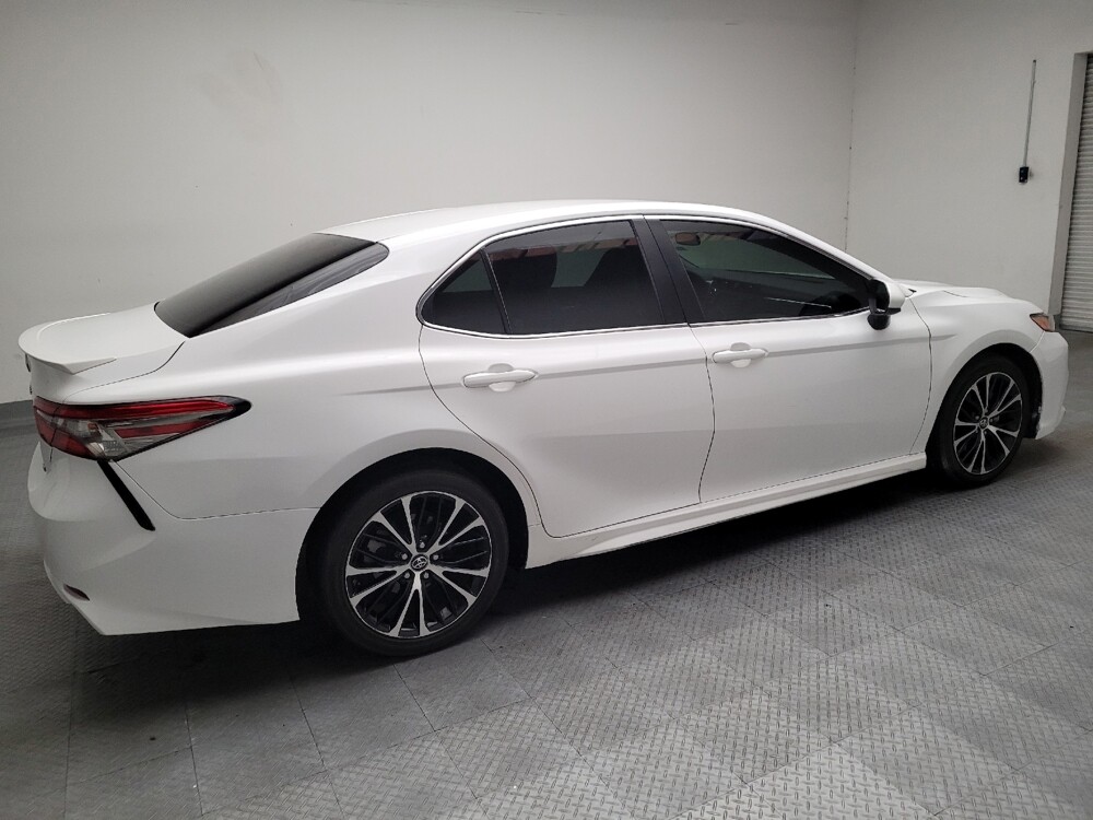 2018 Toyota Camry in Riverside, CA 92504 - 18143695 10