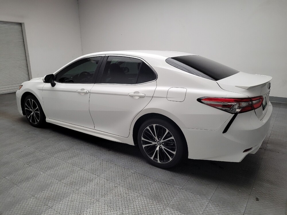 2018 Toyota Camry in Riverside, CA 92504 - 18143695 3
