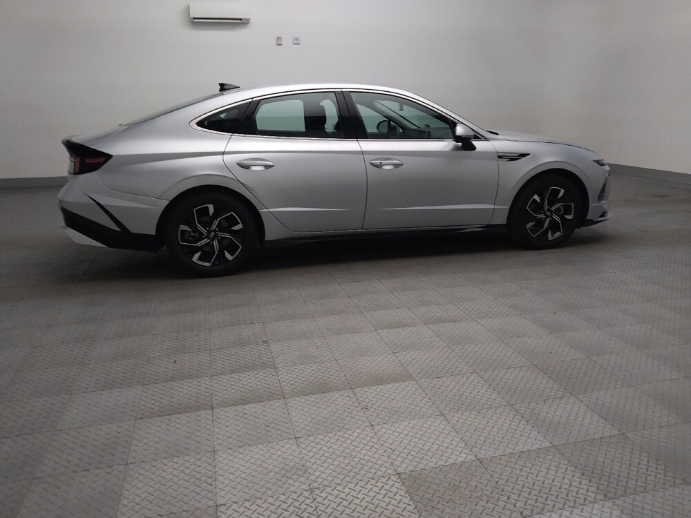 2024 Hyundai Sonata in Lewisville, TX 75067 - 18143698 10