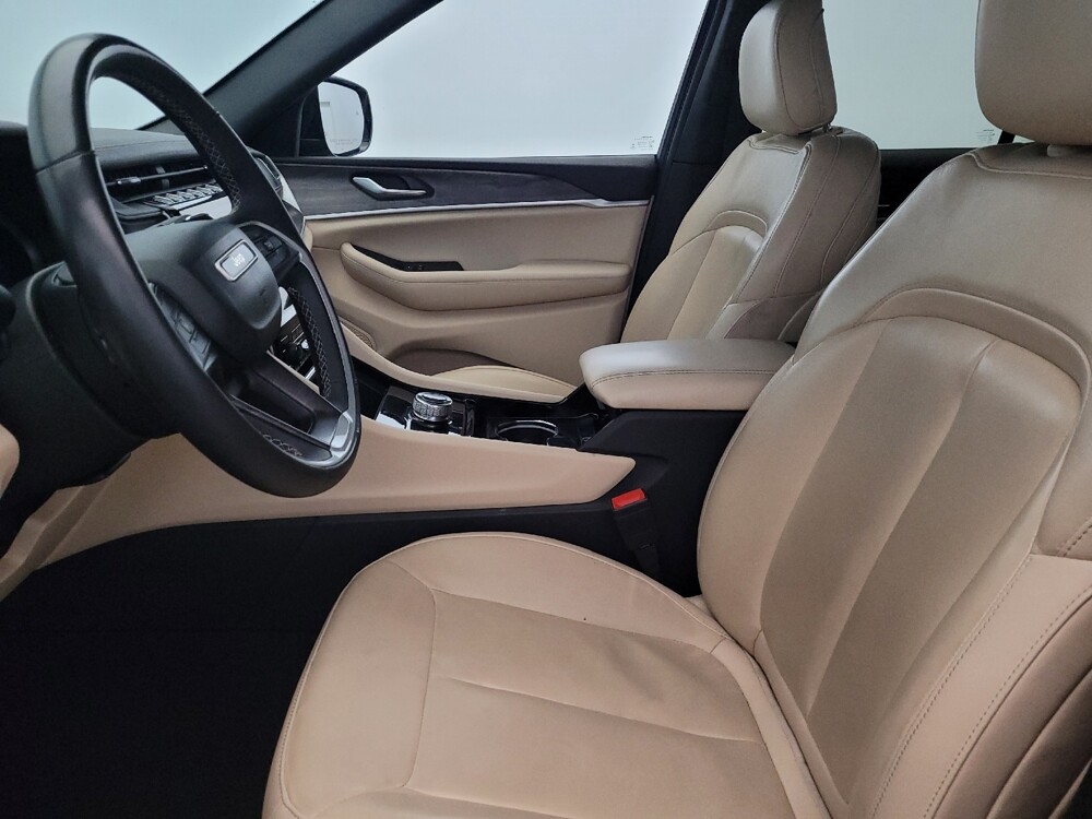 2023 Jeep Grand Cherokee in New Castle, DE 19720 - 18143702 17