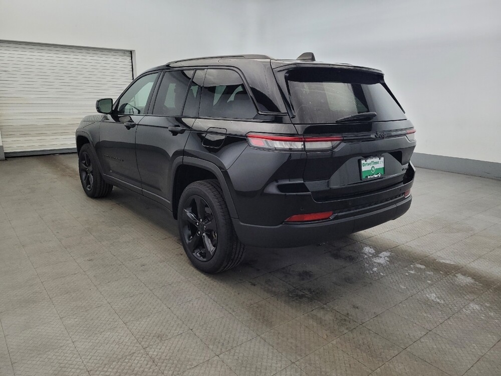 2023 Jeep Grand Cherokee in New Castle, DE 19720 - 18143702 5