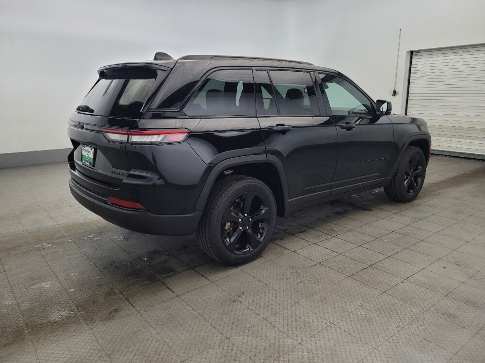 2023 Jeep Grand Cherokee in New Castle, DE 19720 - 18143702 10