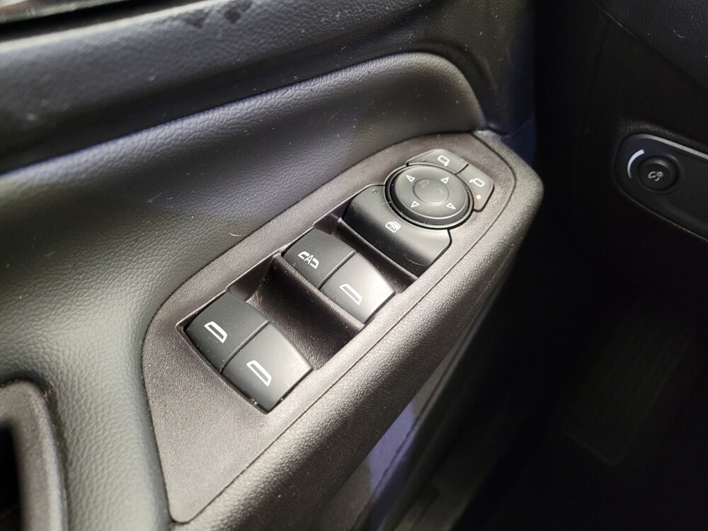 2022 Chevrolet Equinox in Cincinnati, OH 45255 - 18143706 27