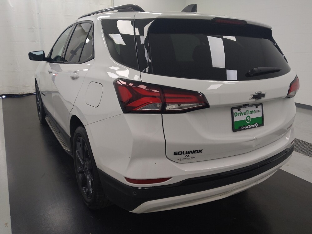 2024 Chevrolet Equinox in St. Louis, MO 63136 - 18143713 5