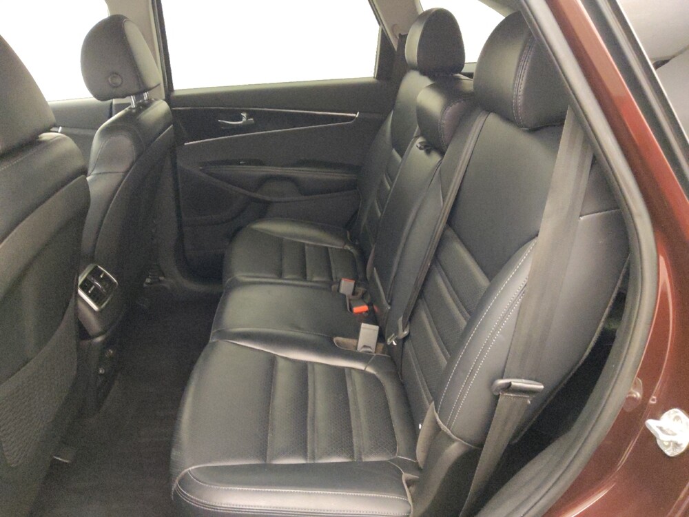 2019 Kia Sorento in Houston, TX 77034 - 18143723 18