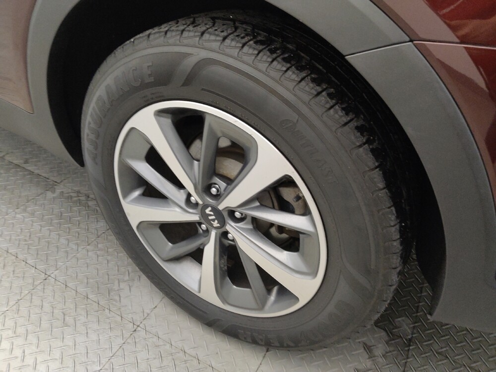 2019 Kia Sorento in Houston, TX 77034 - 18143723 31