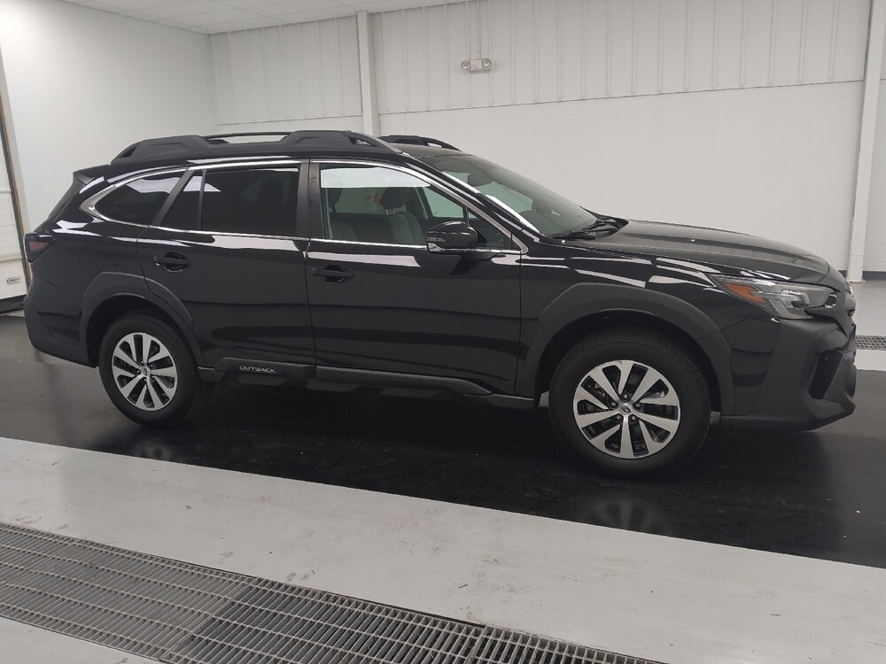 2023 Subaru Outback in St. Louis, MO 63125 - 18143732 11