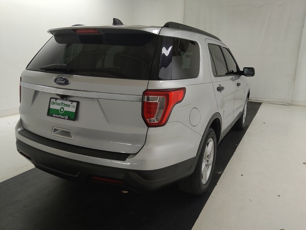 2018 Ford Explorer in St. Louis, MO 63136 - 18143735 9