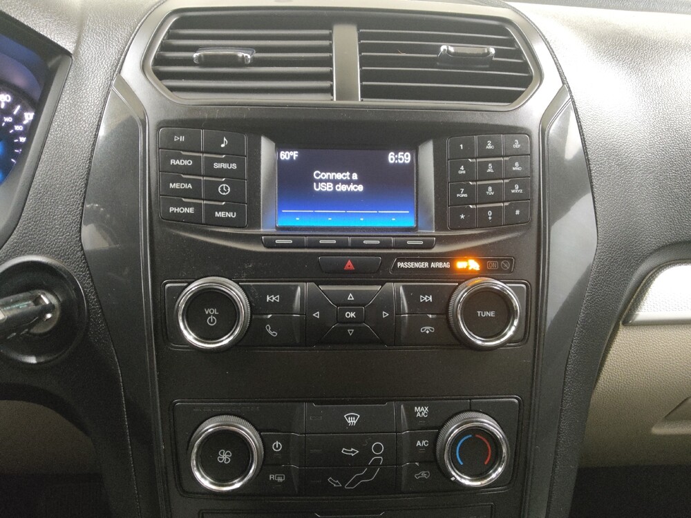 2018 Ford Explorer in St. Louis, MO 63136 - 18143735 25