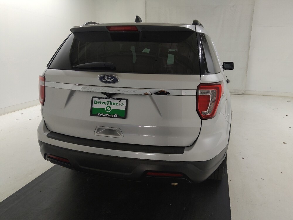 2018 Ford Explorer in St. Louis, MO 63136 - 18143735 7