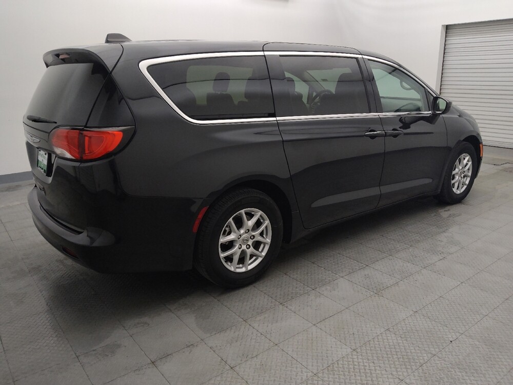 2022 Chrysler Voyager in Houston, TX 77074 - 18143738 10