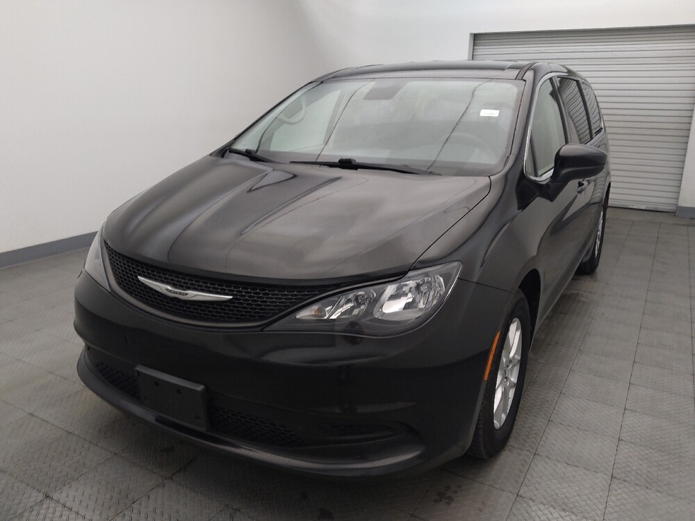 2022 Chrysler Voyager in Houston, TX 77074 - 18143738 15