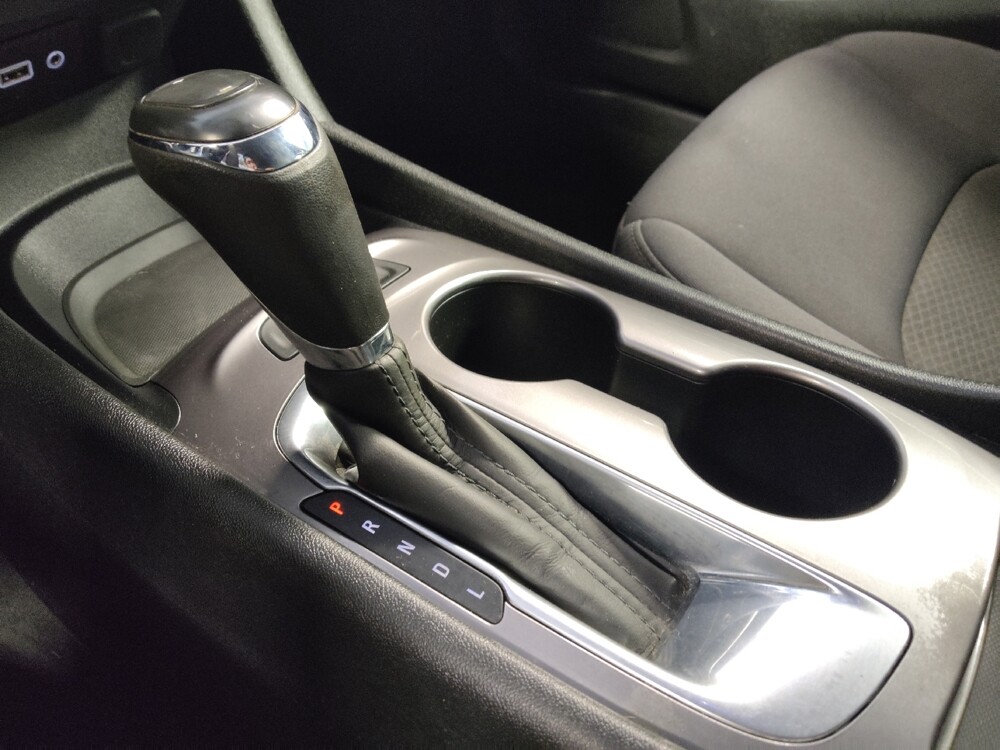 2020 Chevrolet Malibu in Houston, TX 77074 - 18143739 26