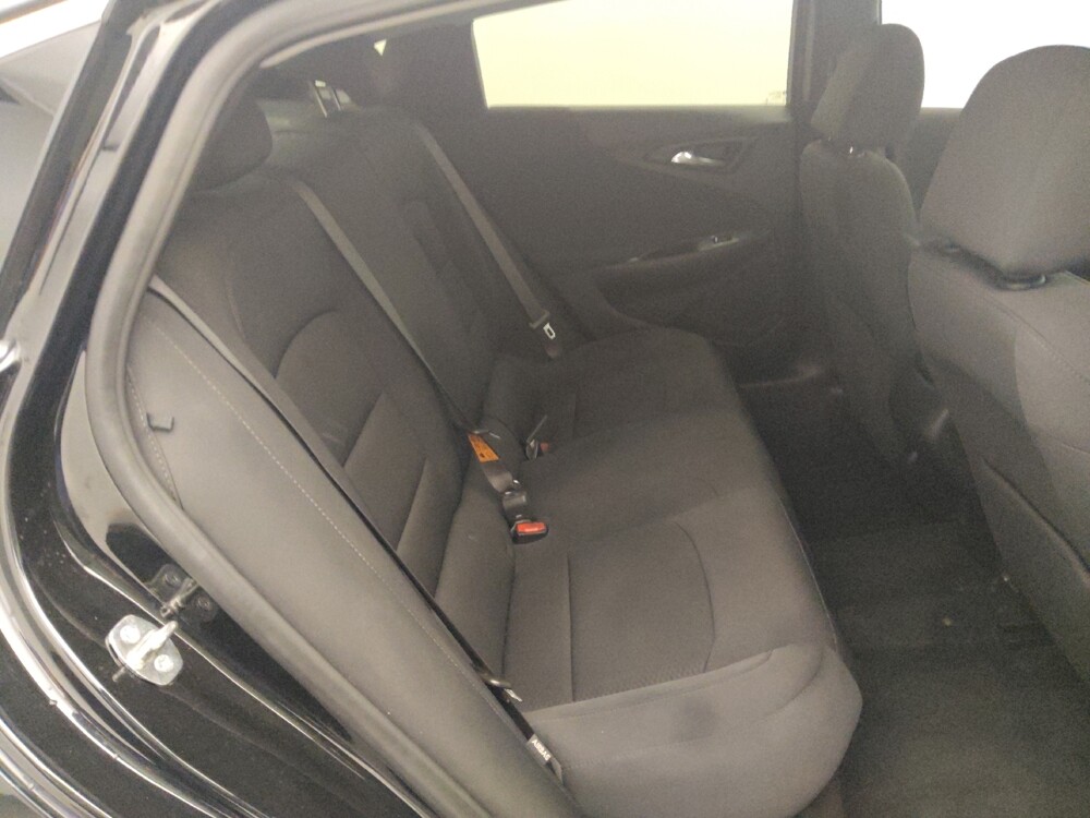 2020 Chevrolet Malibu in Houston, TX 77074 - 18143739 19