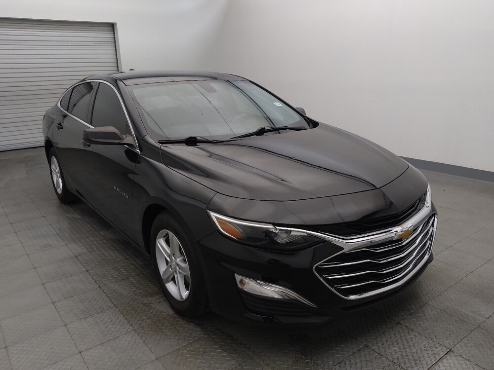 2020 Chevrolet Malibu in Houston, TX 77074 - 18143739 13