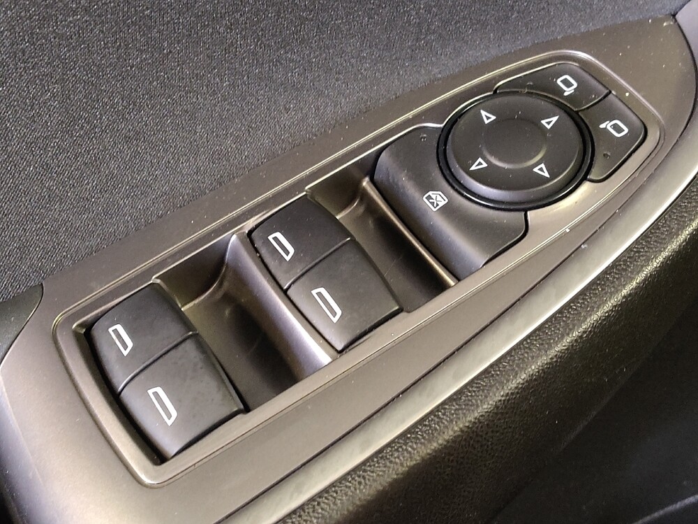 2020 Chevrolet Malibu in Houston, TX 77074 - 18143739 27