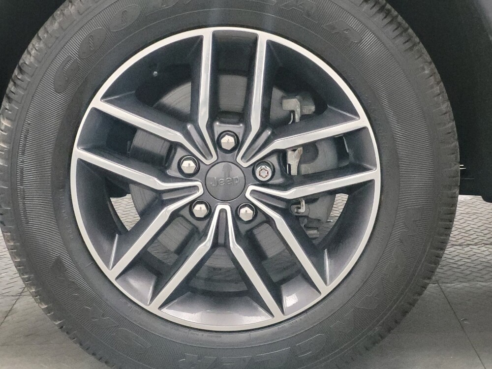 2020 Jeep Grand Cherokee in Antioch, TN 37013 - 18143741 31