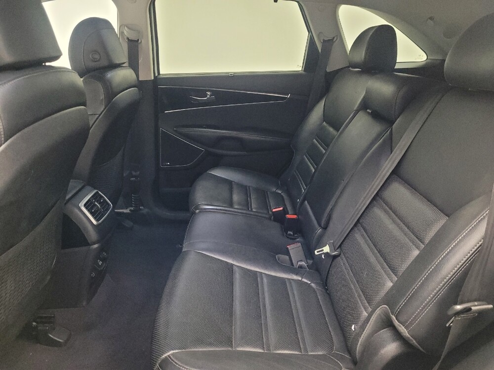 2017 Kia Sorento in Antioch, TN 37013 - 18143743 18