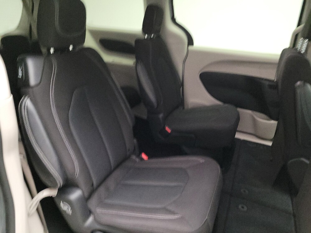 2023 Chrysler Voyager in Torrance, CA 90504 - 18143745 19