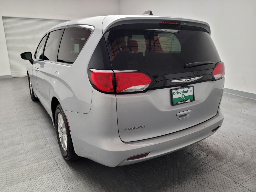 2023 Chrysler Voyager in Torrance, CA 90504 - 18143745 6