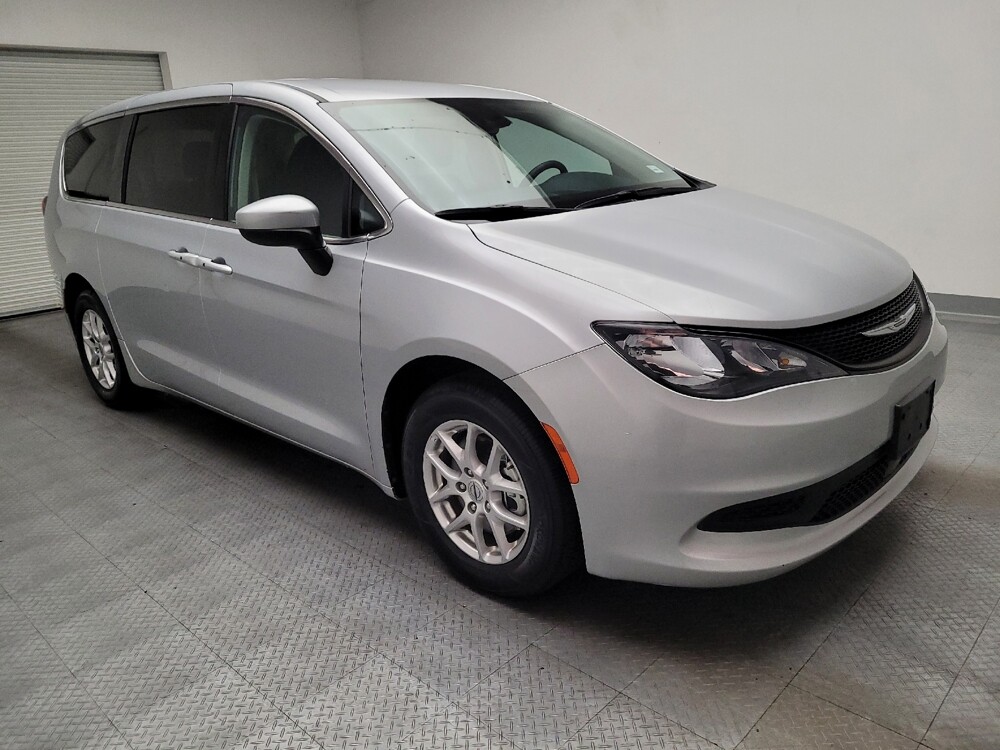 2023 Chrysler Voyager in Torrance, CA 90504 - 18143745 13