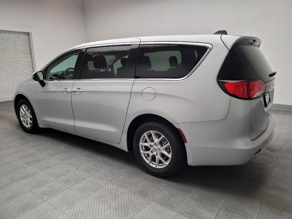 2023 Chrysler Voyager in Torrance, CA 90504 - 18143745 3