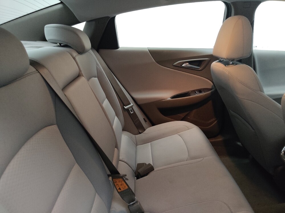 2022 Chevrolet Malibu in Des Moines, IA 50310 - 18143750 19