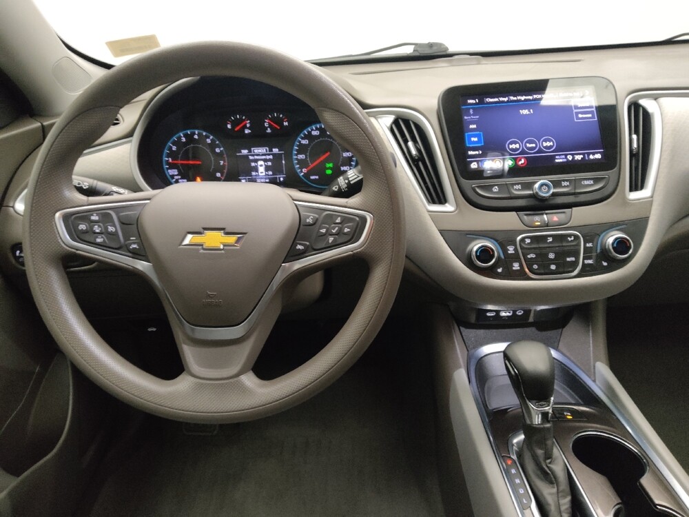 2022 Chevrolet Malibu in Des Moines, IA 50310 - 18143750 22