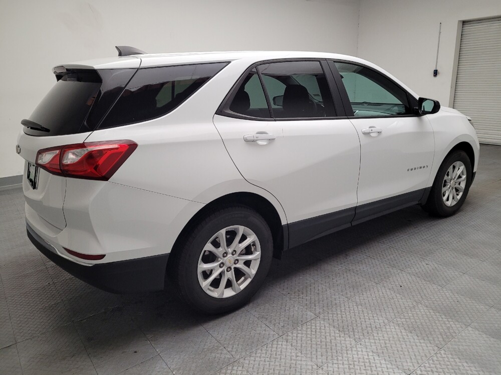 2018 Chevrolet Equinox in Sacramento, CA 95821 - 18143759 9