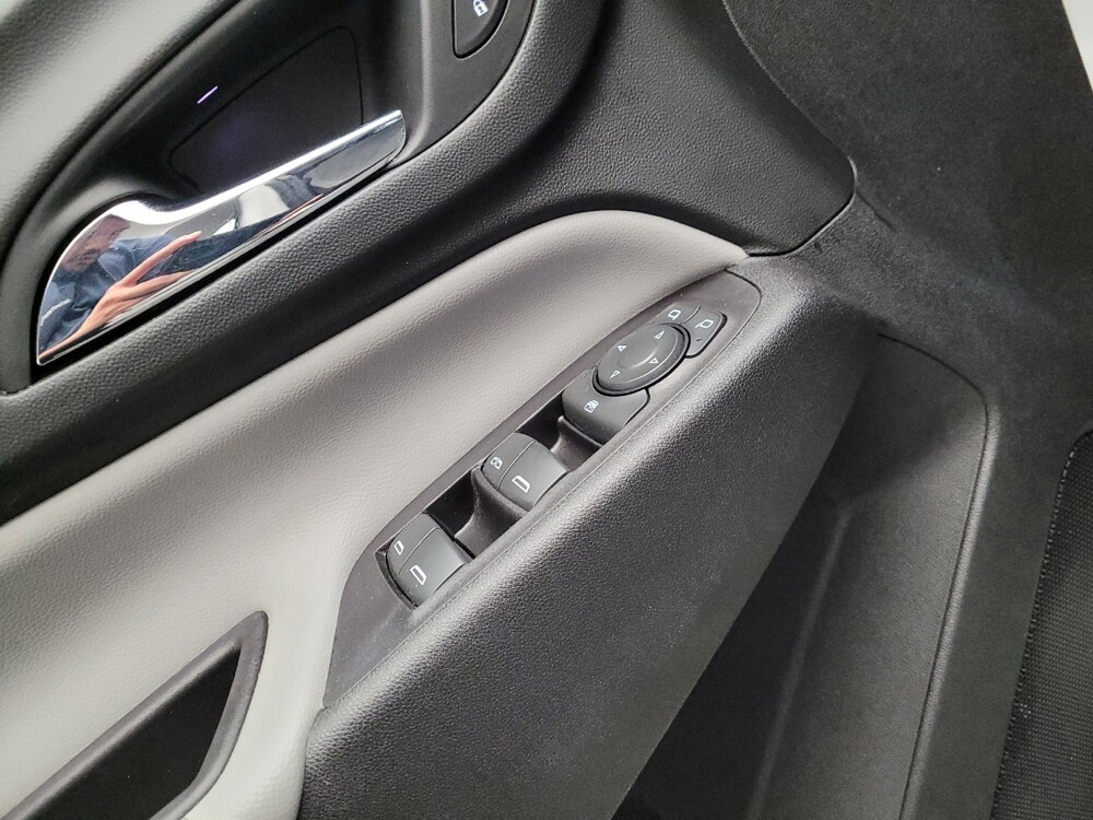 2018 Chevrolet Equinox in Sacramento, CA 95821 - 18143759 27