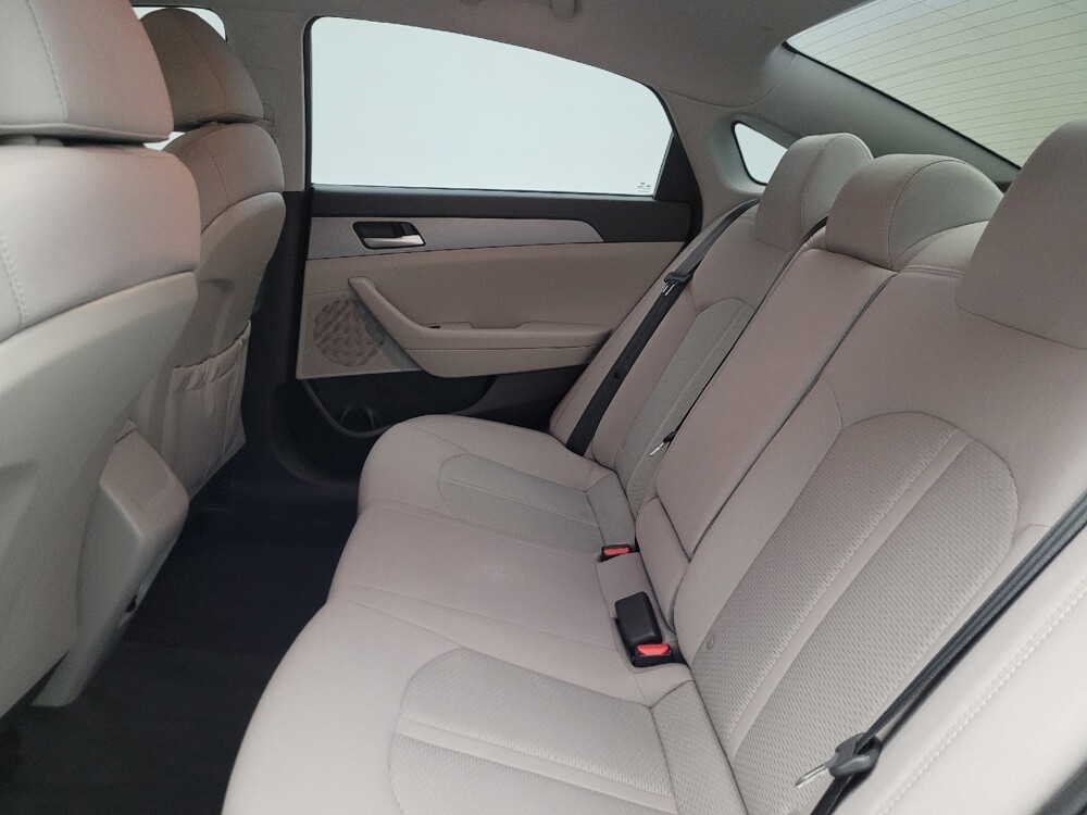 2018 Hyundai Sonata in Tucson, AZ 85705 - 18143761 18