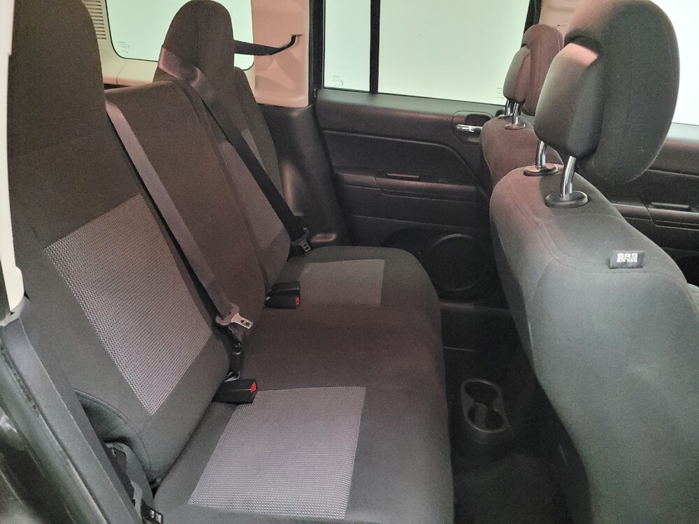 2017 Jeep Patriot in Riverside, CA 92504 - 18143762 19