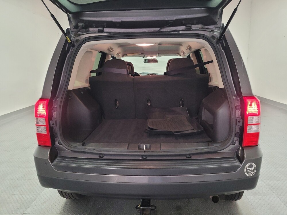2017 Jeep Patriot in Riverside, CA 92504 - 18143762 29