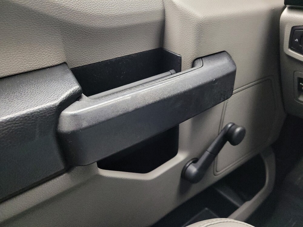 2015 Ford F150 in Eastpointe, MI 48021 - 18143768 27